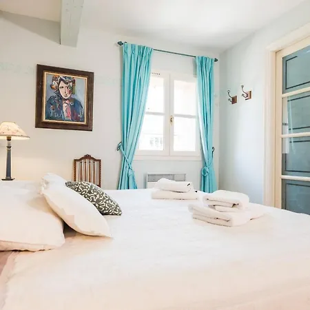 Bed & Breakfast La Closerie Des Iris Castelnau-d'Aude