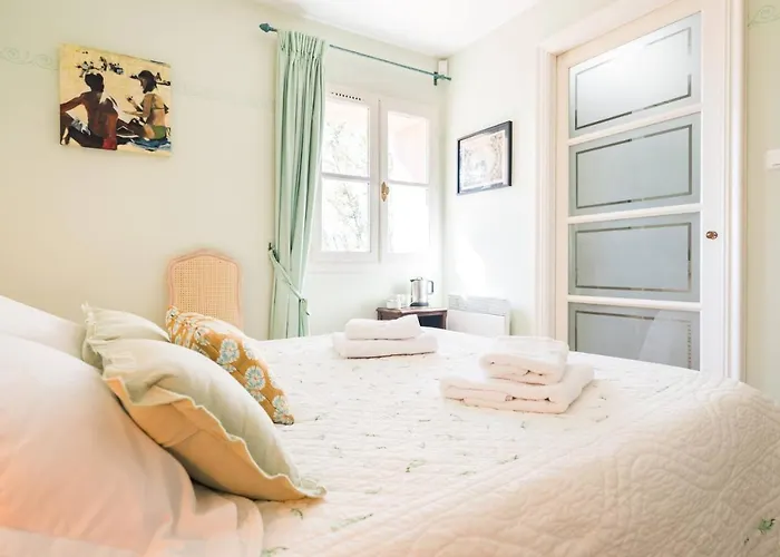 La Closerie Des Iris Bed & Breakfast Castelnau-d'Aude